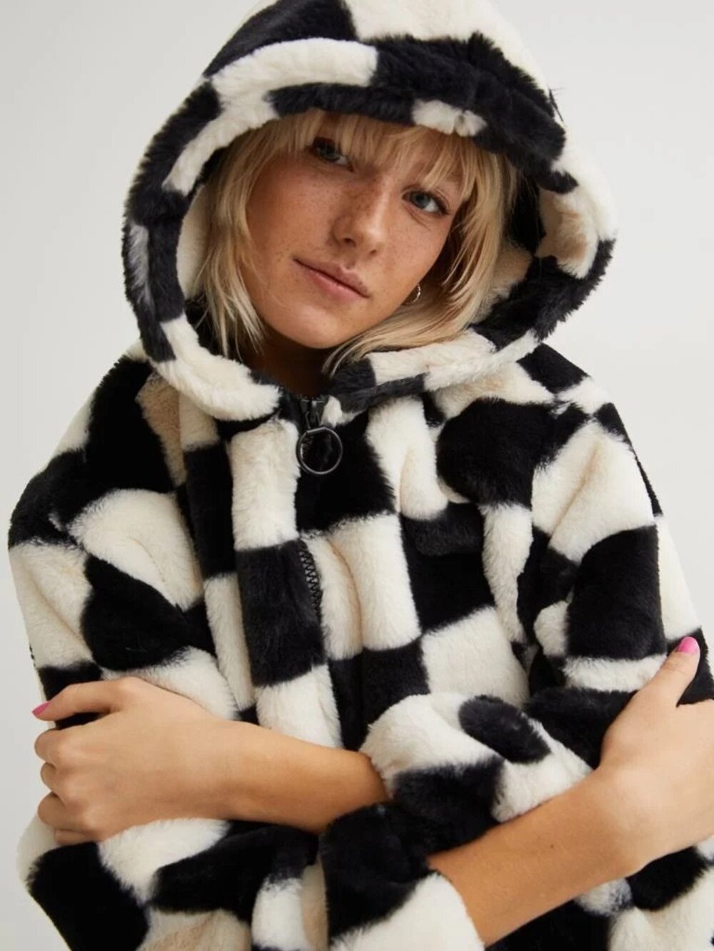 H&M Fuzzy Checkerboard Vans Style Jacket Coat XS Black and White - Picture 2 of 7